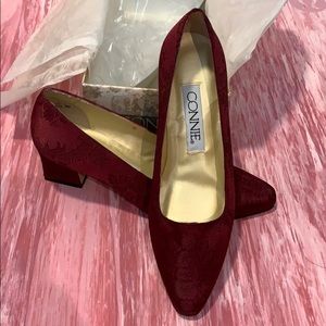 NWT Connie Red Sangria 2.5 Inch Heels, size 8